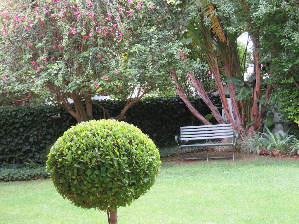 Buiten Verwagten Guest House กราฟฟ์-เรเน็ต ภายนอก รูปภาพ