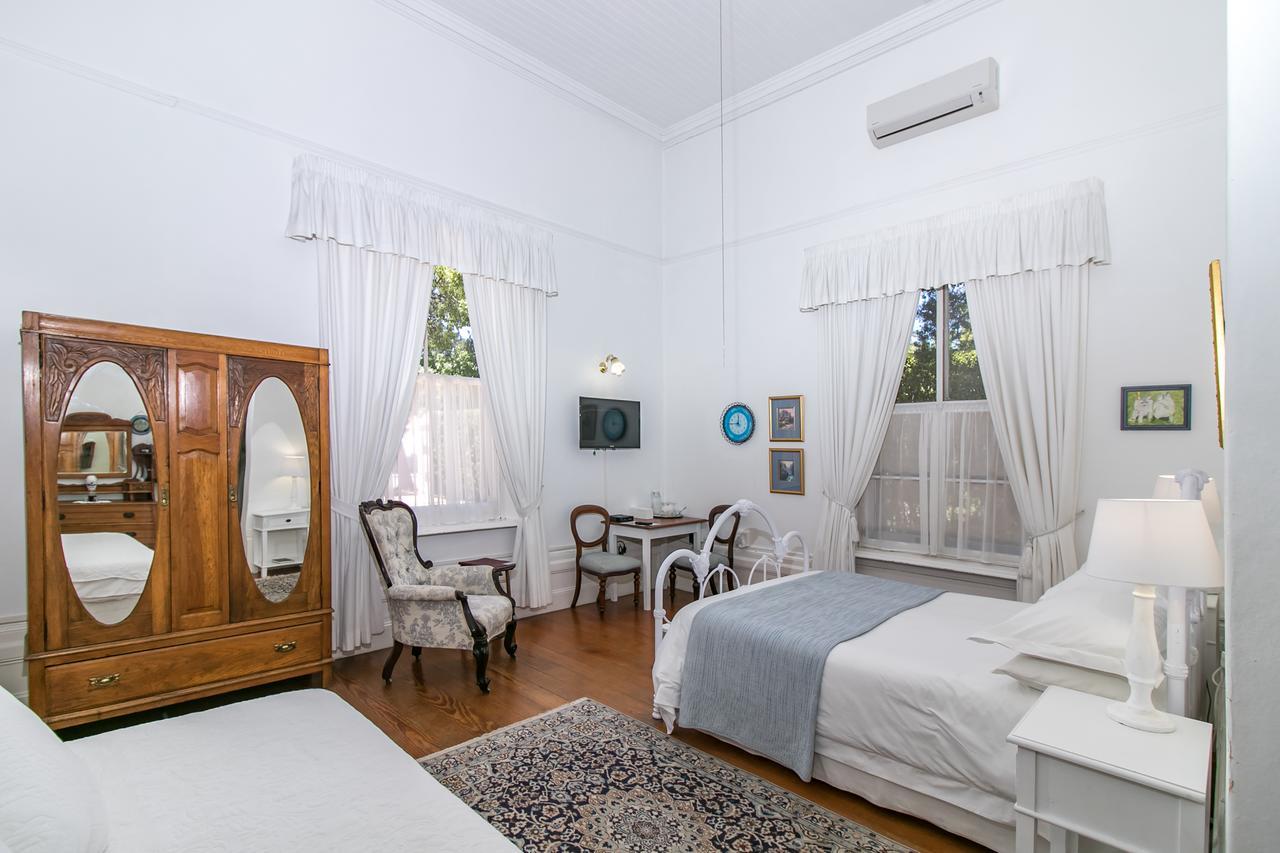 Buiten Verwagten Guest House กราฟฟ์-เรเน็ต ภายนอก รูปภาพ